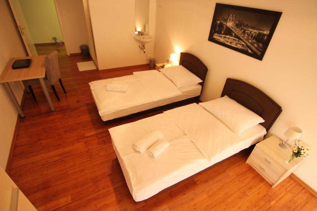 Rooms Xxl Zagreb Ngoại thất bức ảnh