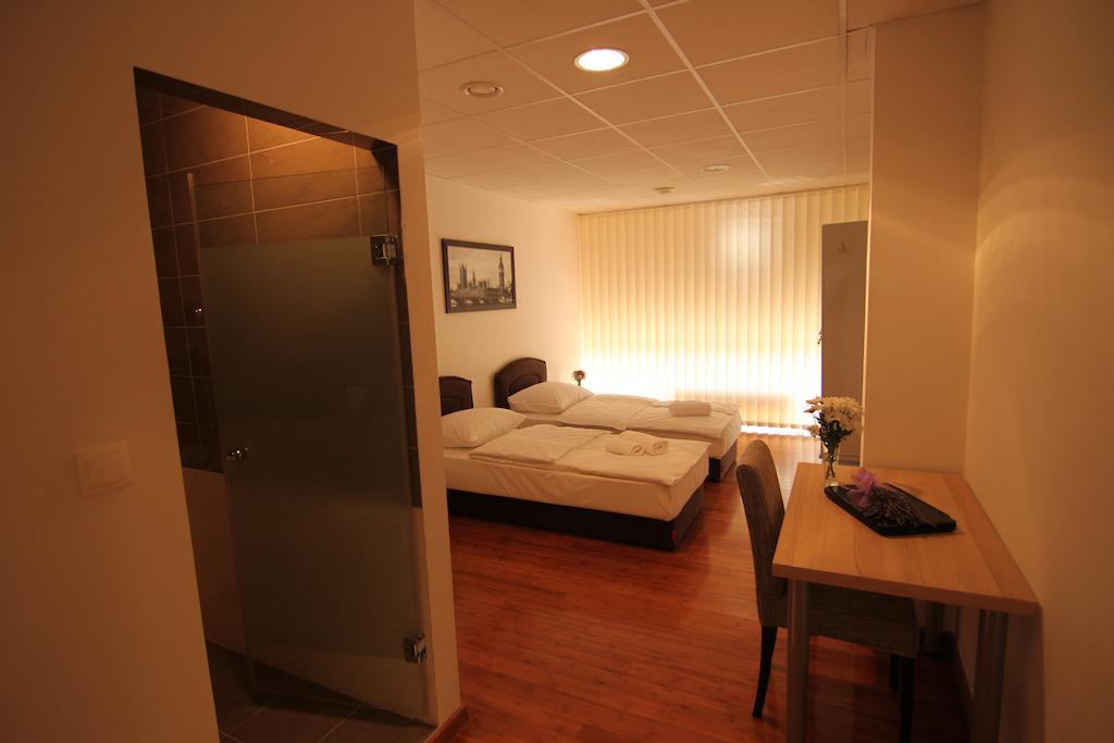 Rooms Xxl Zagreb Ngoại thất bức ảnh
