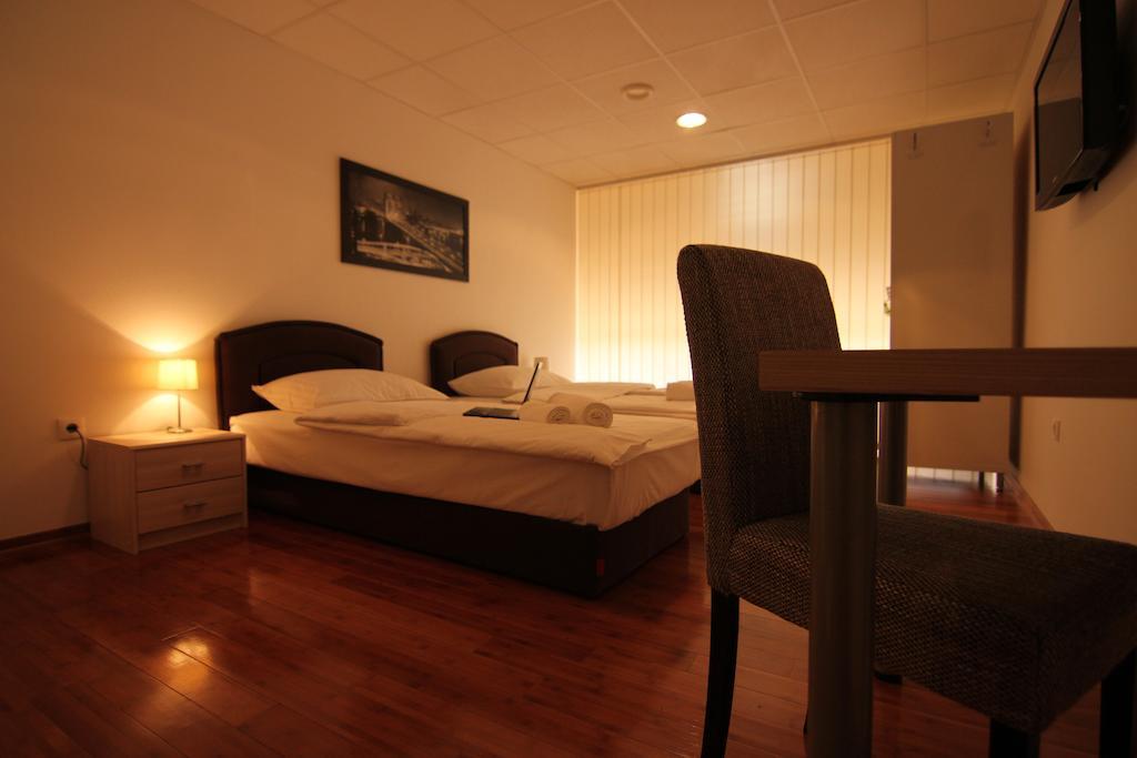 Rooms Xxl Zagreb Ngoại thất bức ảnh